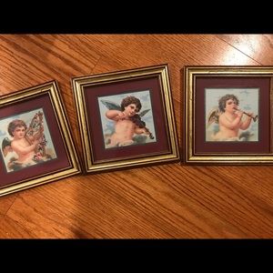 Gold frame angel pictures